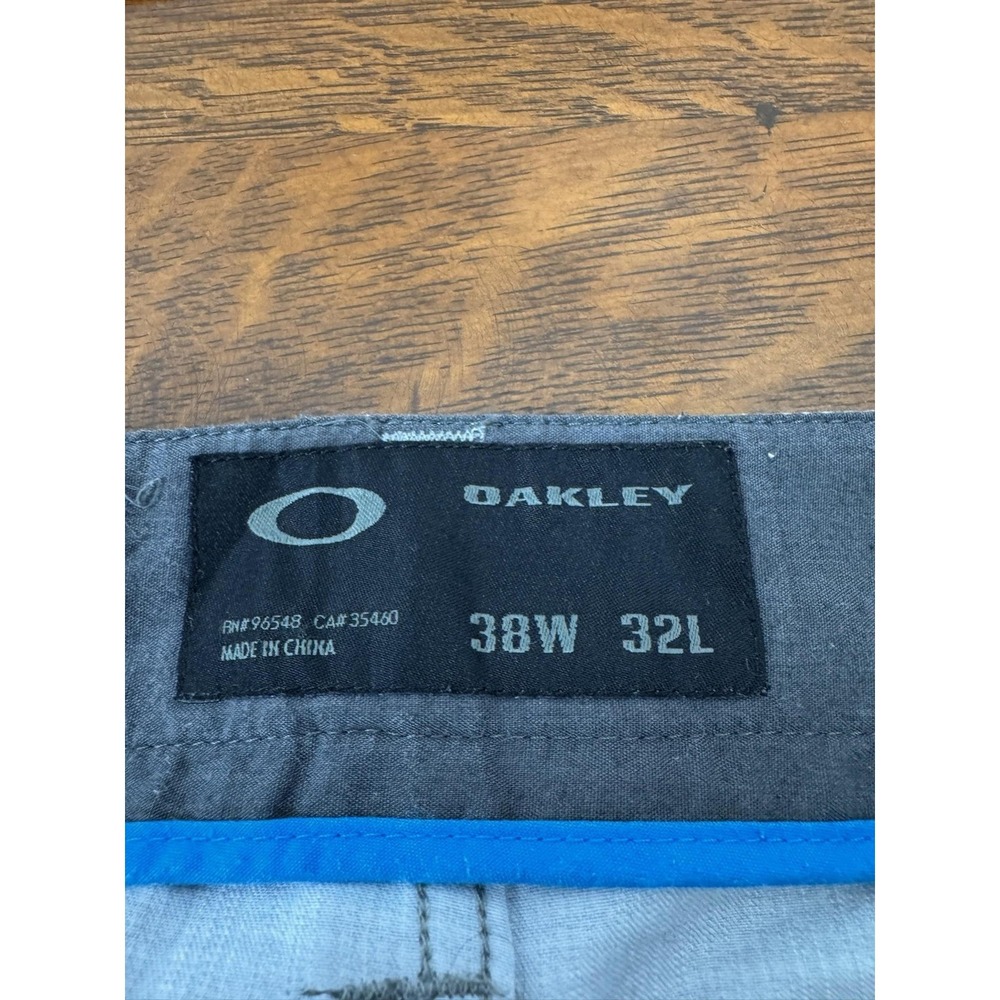 Oakley Pants Mens 38x32 Gray Check Chino Straight Leg Golf Performance Casual - Picture 3 of 7